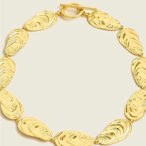 NWOT Gold toggle Necklace